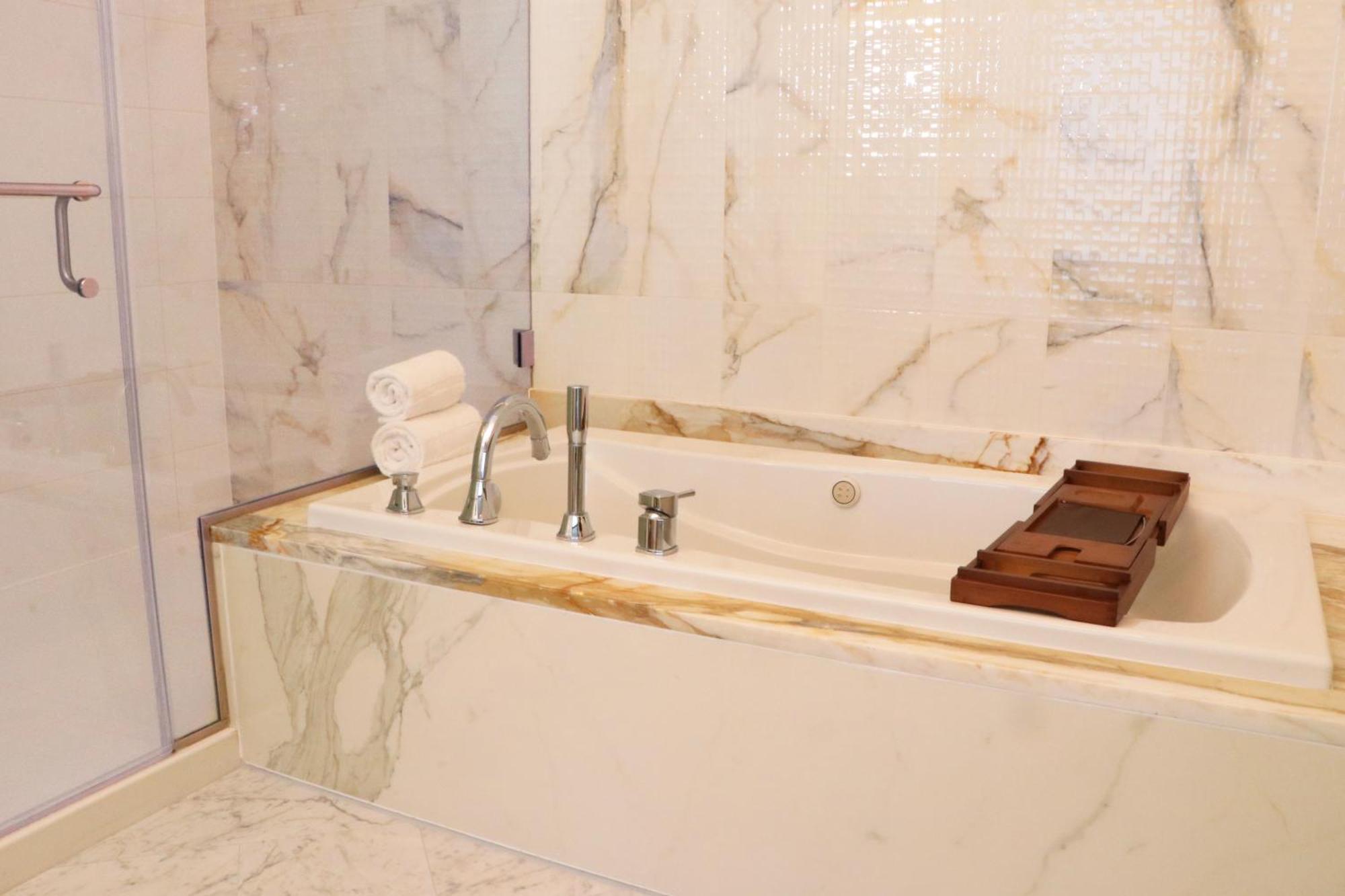 สการ์เลต เพิร์ล กาสิโน รีสอร์ต Hotel D'Iberville ภายนอก รูปภาพ